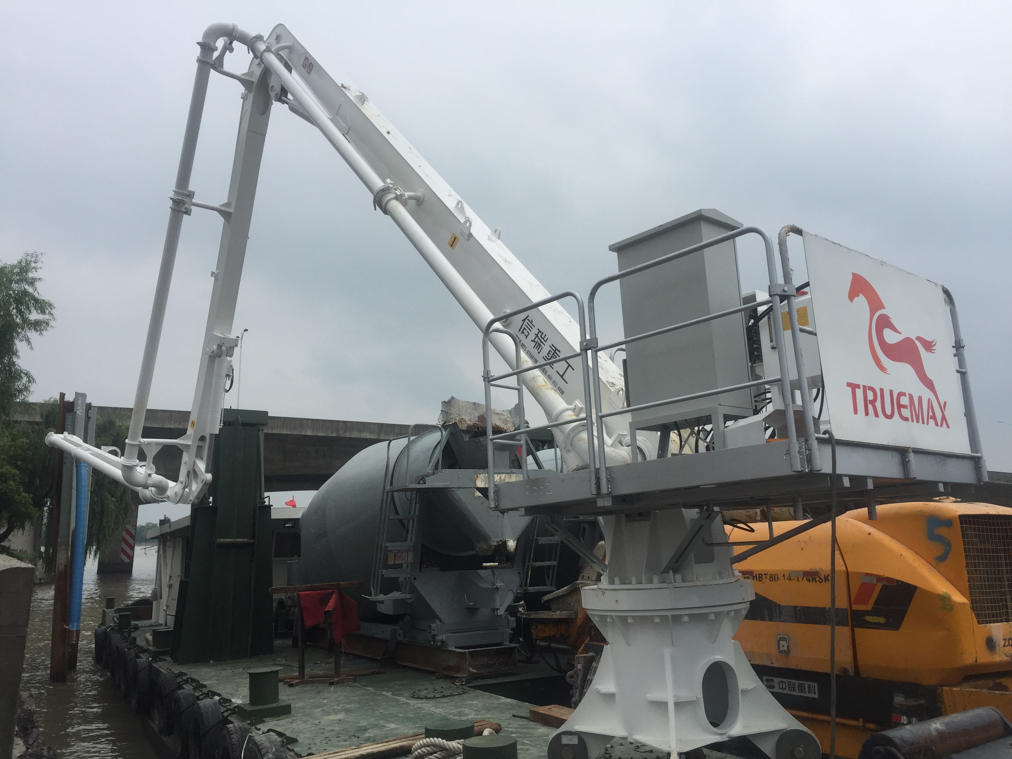 17米液壓布料機 17米液壓布料機