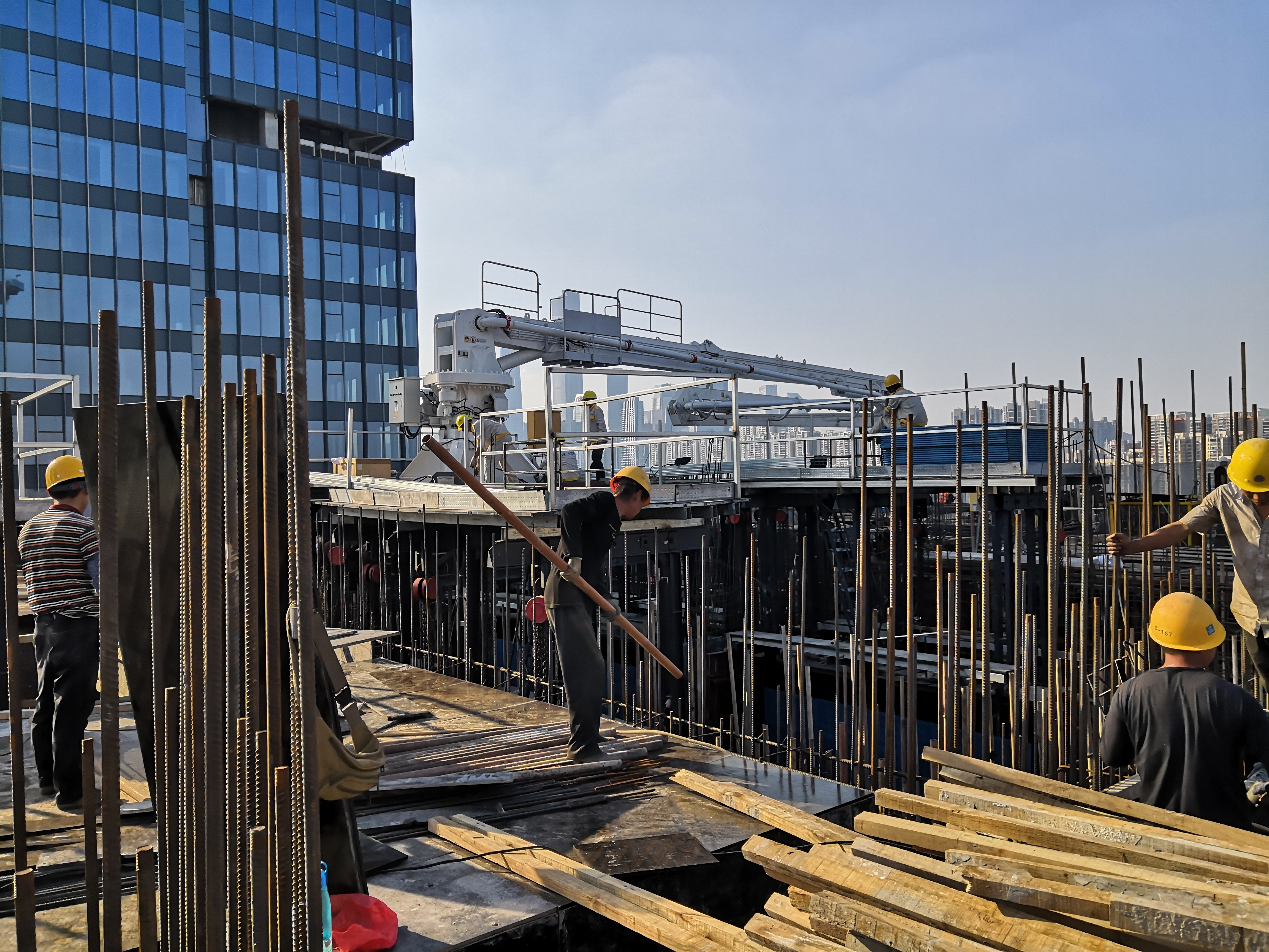 液壓布料機(jī) 液壓布料機(jī)