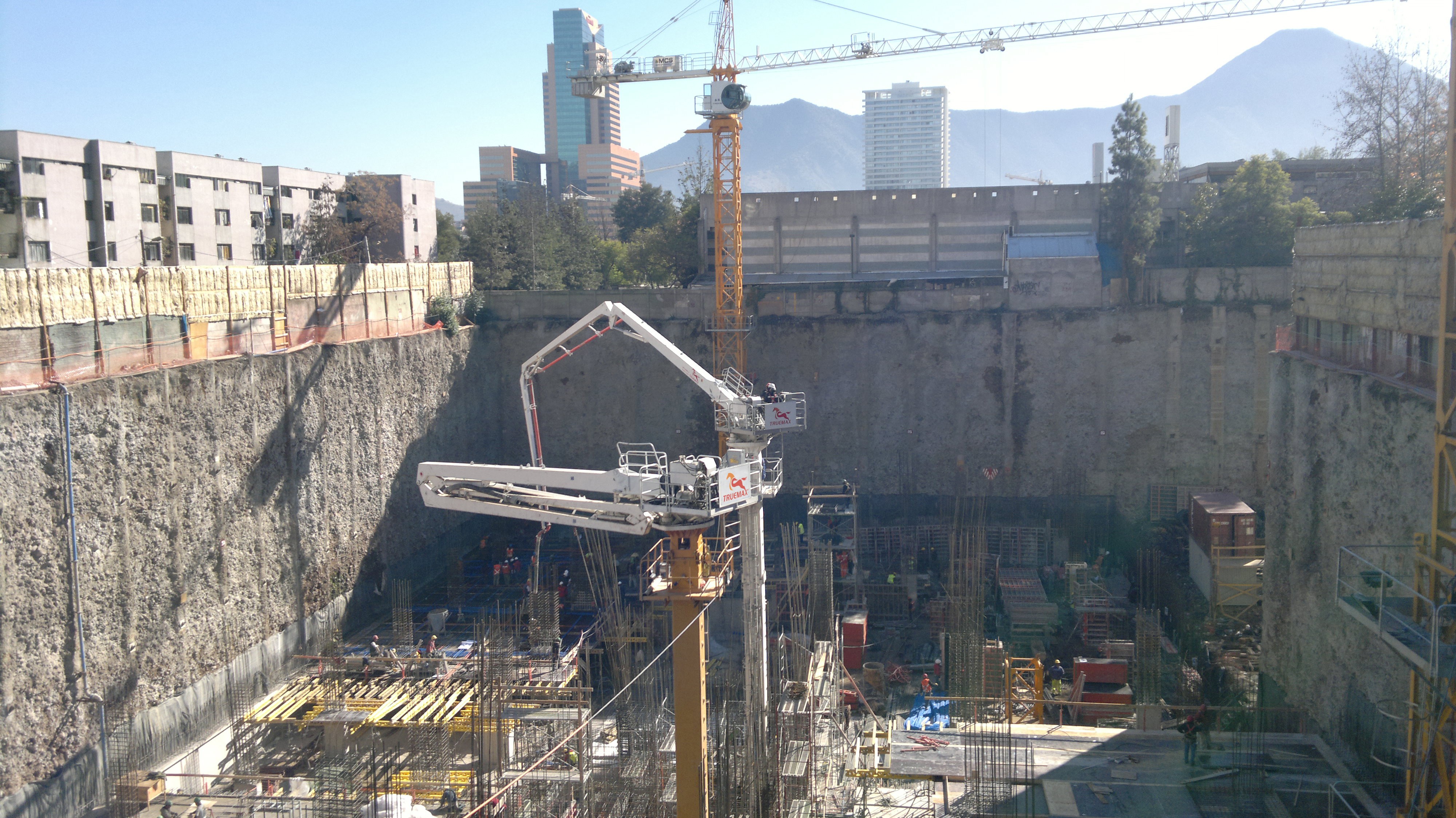 內(nèi)爬液壓布料機(jī) 內(nèi)爬液壓布料機(jī)