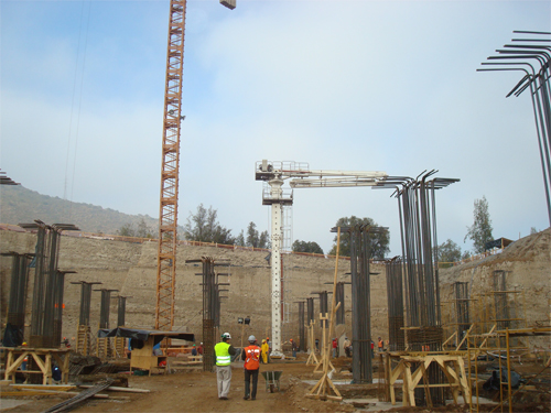 內爬布料機 內爬布料機